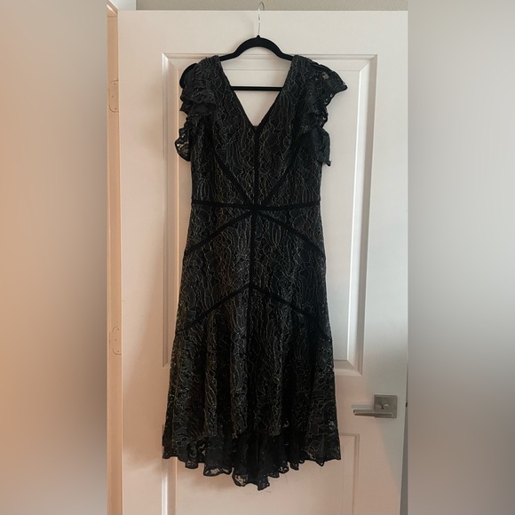 Taylor brand Black evening dress w/ gold lace detail. Size 10 - Picture 2 of 5